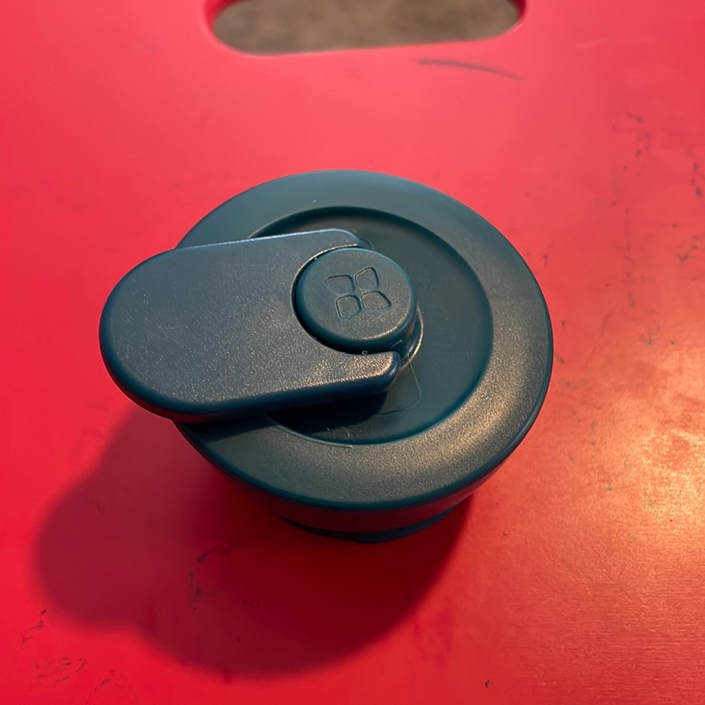 Waterdrop tumbler lid